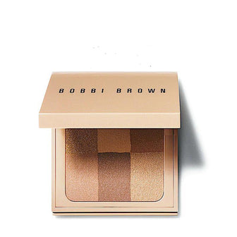 Bobbi Brown Nude Finish Illuminating Powder Medium Buff - Beautyvonappen.dk